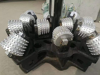 φ1.8米擴(kuò)孔鉆頭