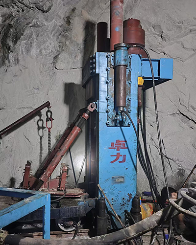 反井鉆機(jī)工藝與傳統(tǒng)放炮施工法的對(duì)比